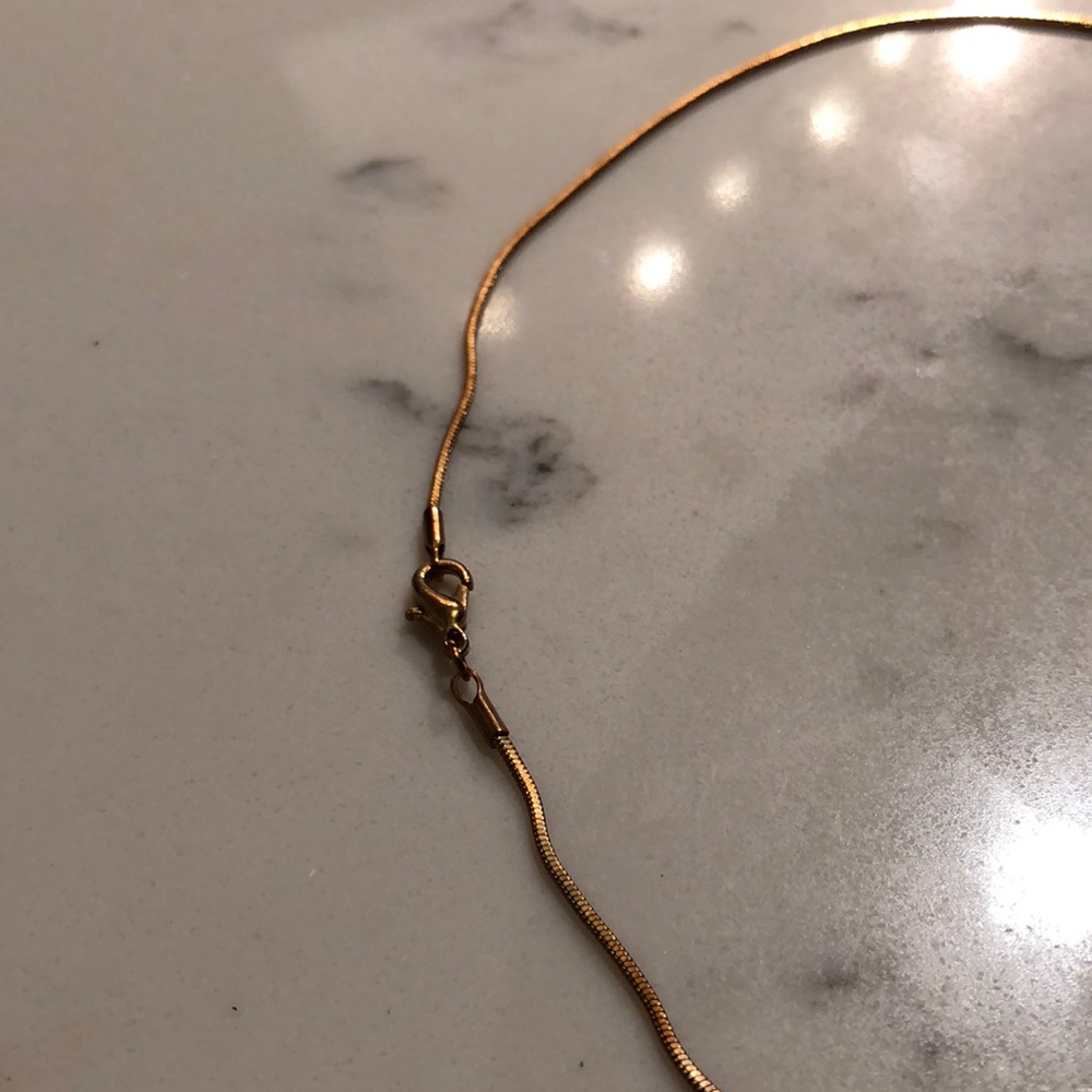 Gold Chain - Picture 2 of 4